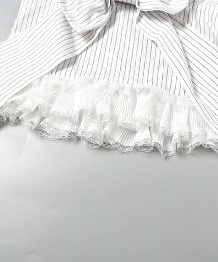 American Chic: Striped Halter Bow Top with Lace Trim – Effortless Fall Transition Style