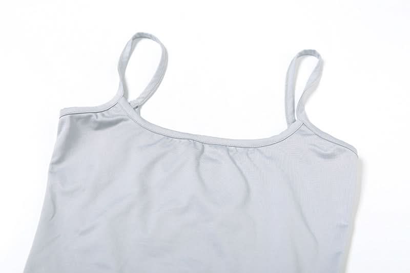 Effortless Chic Layered Cami Tank – Two-Tone Cropped Top for Fall Comfort & Style