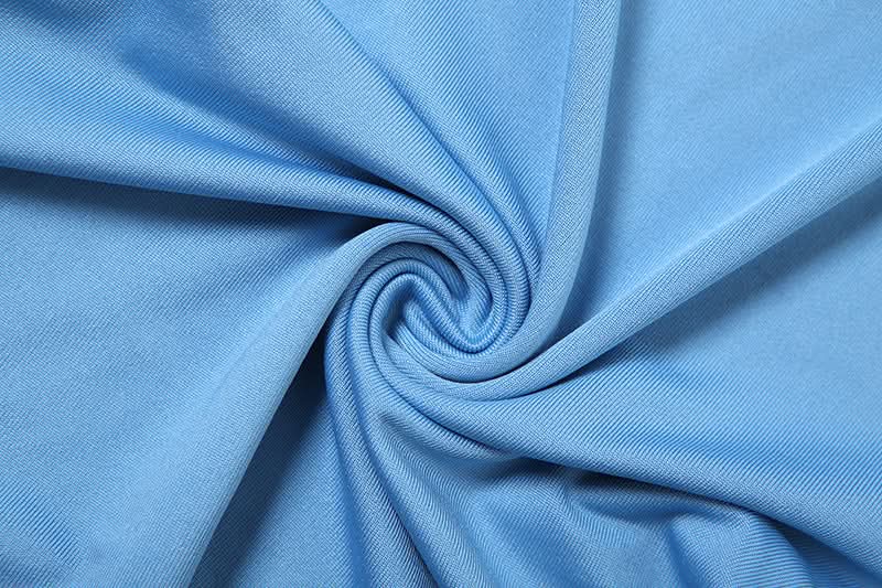 Effortless Chic Layered Cami Tank – Two-Tone Cropped Top for Fall Comfort & Style