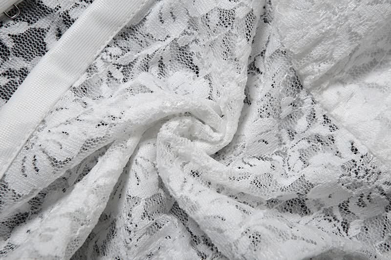 Chic White Lace Halter Crop Top | Y2K Zipper Front for Fall Style