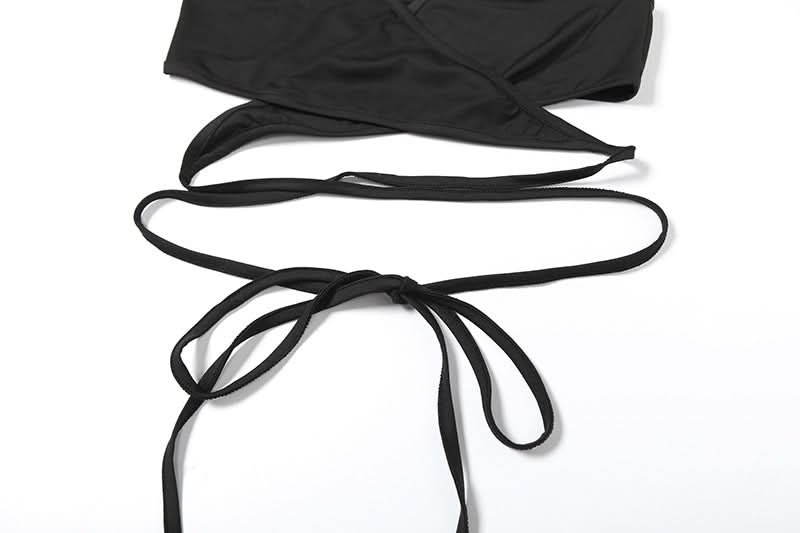 Edgy Black Cut-Out Two-Piece Set: Strappy Crop Top & Self-Tie Leggings for Fall Nights