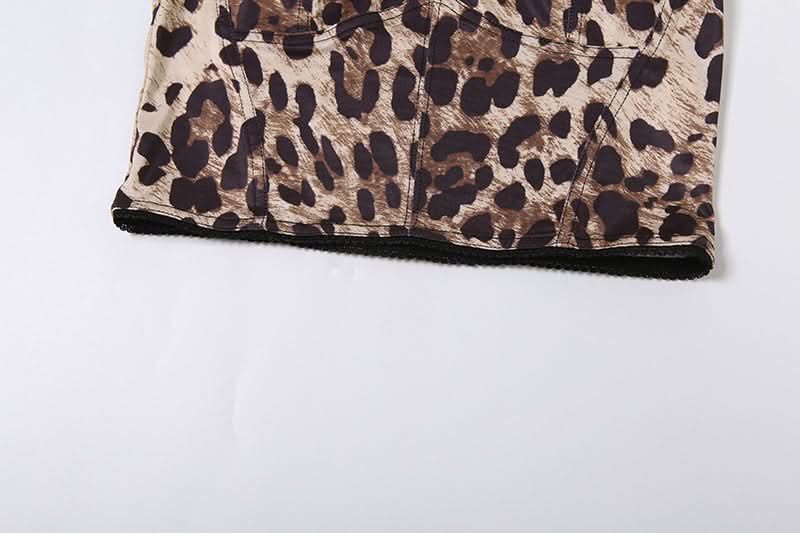Wild Instinct Leopard Print V-Neck Backless Crop Top – Fall's Fierce Fashion Statement