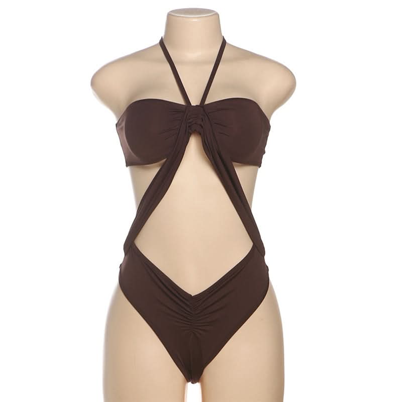 Chic Cutout Halter Monokini Swimsuit - Your Essential Tropical Escape Wear