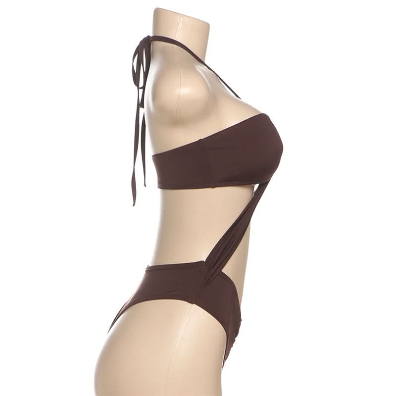 Chic Cutout Halter Monokini Swimsuit - Your Essential Tropical Escape Wear