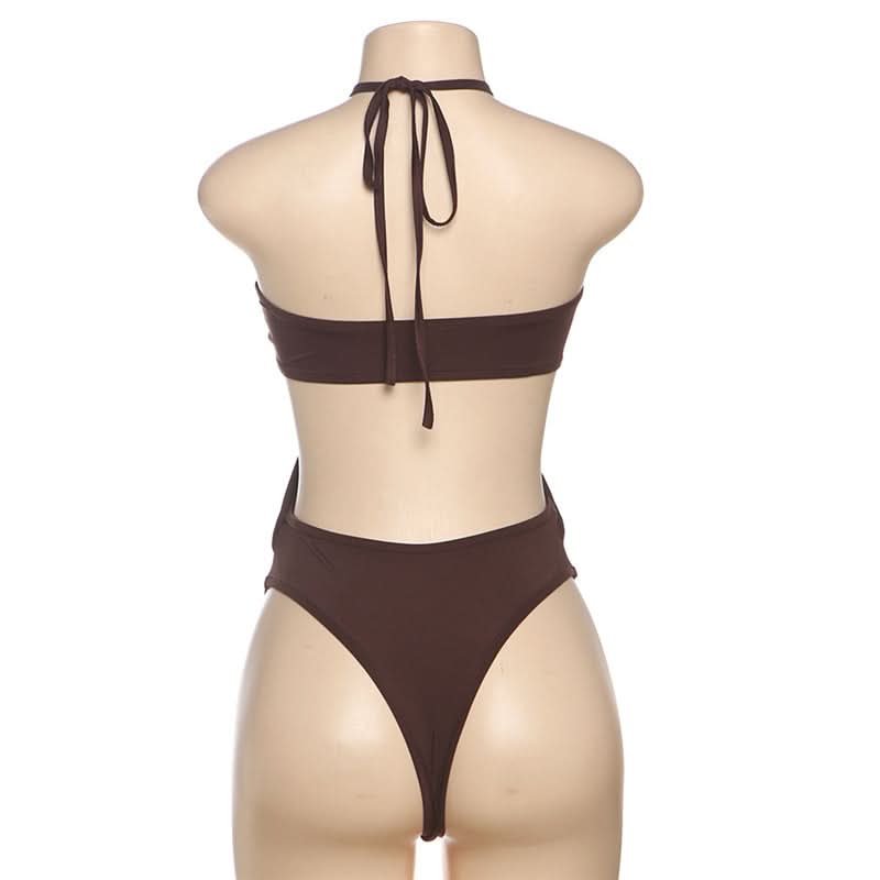 Chic Cutout Halter Monokini Swimsuit - Your Essential Tropical Escape Wear