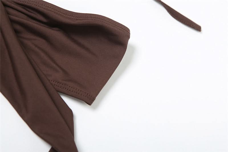 Chic Cutout Halter Monokini Swimsuit - Your Essential Tropical Escape Wear