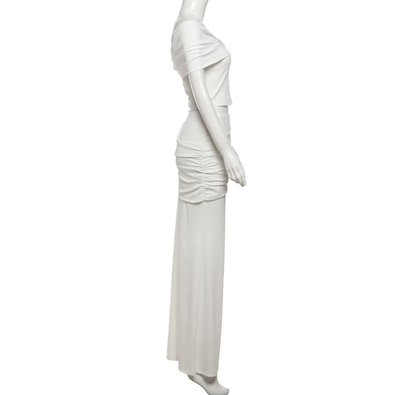 Effortless Fall Elegance: Ivory Ribbed One-Shoulder Maxi Skirt Set for Holiday Glam