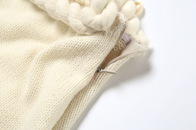 Coastal Chic Knitted Mini Skirt with Seashell & Rope Waist - Your Fall Getaway Essential