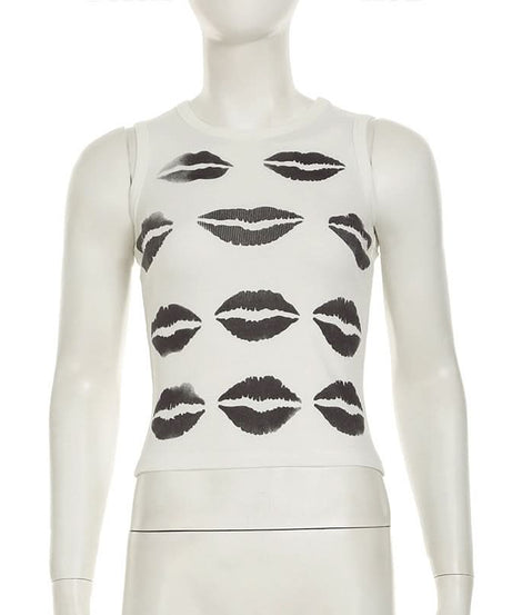 Sultry Lips Print Ribbed Crop Tank Top – Your Fall Fashion & Halloween Layering Essential