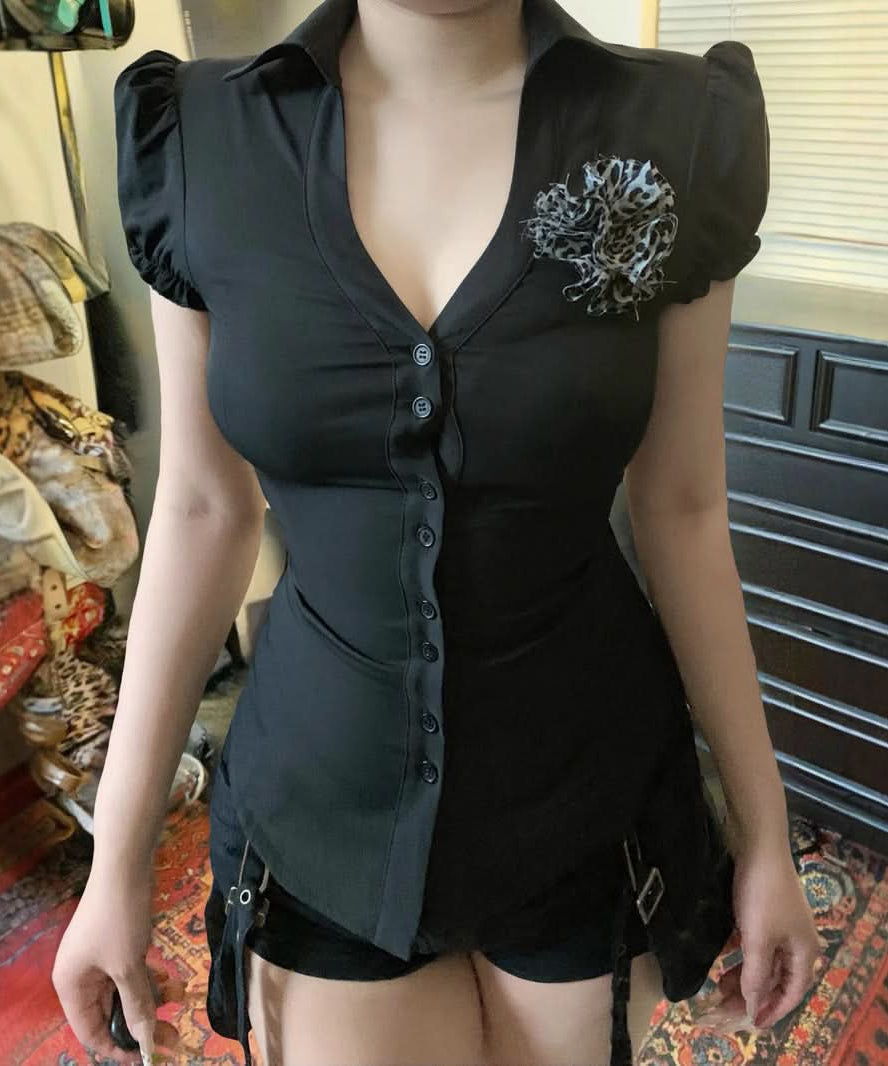 Autumn Edge: Women's Black V-Neck Puff Sleeve Button-Down Top with Leopard Accent