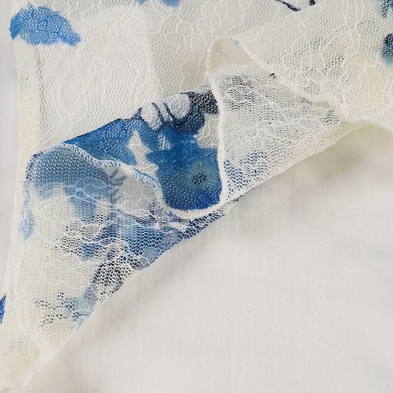 Y2K Chic Blue Floral V-Neck Crop Top - Delicate Cap Sleeve Blouse for Effortless Fall Layering