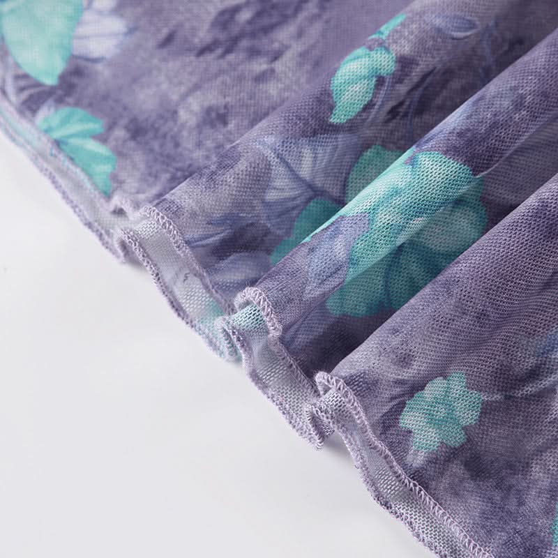 Autumn Bloom Ruffle V-Neck Top - Chic Floral Blouse for Effortless Fall Style