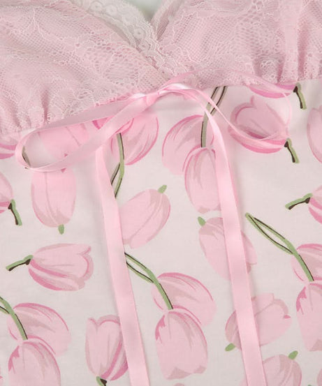 Sweetheart Tulip Print Cami Midi Dress with Scalloped Lace Trim - Effortless Transitional Style