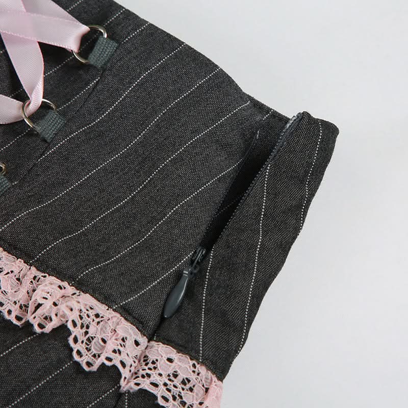 Fall Coquette Chic: Pinstripe Pleated Mini Skirt with Lace & Ribbon Detail – Perfect for Y2K & Halloween Style