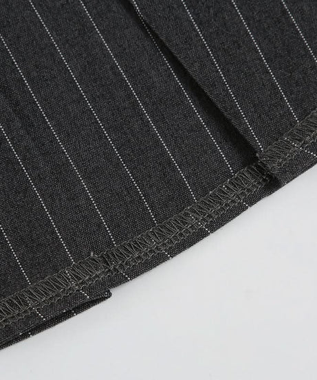 Fall Coquette Chic: Pinstripe Pleated Mini Skirt with Lace & Ribbon Detail – Perfect for Y2K & Halloween Style