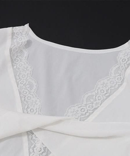 Effortless Chic White Mini Dress: Lace V-Neck, Puff Sleeves & Ruched Waist for Holiday & Resort Style