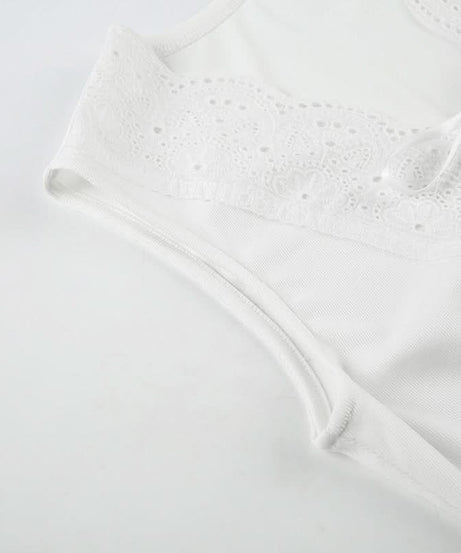 Romantic Eyelet Lace Tie-Front Sleeveless Blouse - Your Essential Fall Layering Piece