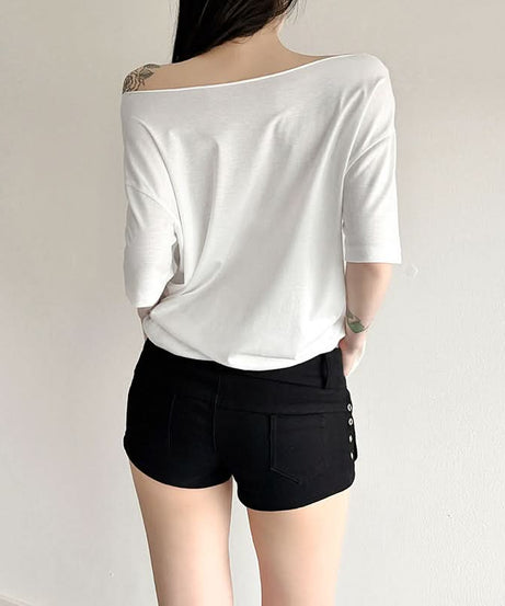 Fall Bloom Oversized Off-Shoulder Tee | Chic Abstract Floral Graphic Top