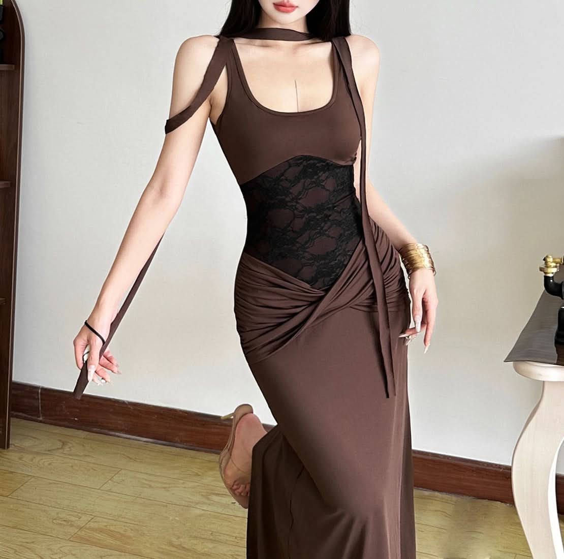 Autumn Allure: Luxe Lace Patchwork Ruched Maxi Dress - Elegant Bodycon for Fall Evenings