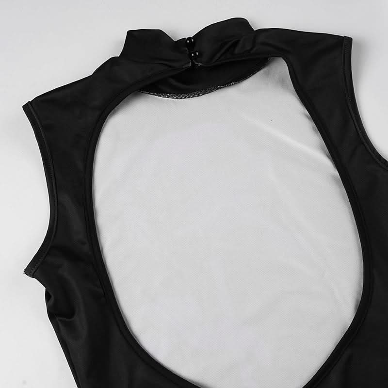 Midnight Bloom Mock Neck Maxi Dress – Iconic Red Rose Print & High Slit for Fall & Holiday Glamour