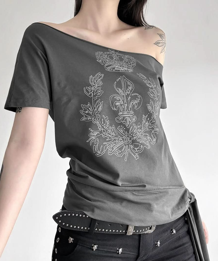 Regal Rebel Off-Shoulder Knotted Graphic Top | Fall's Edgy Chic Statement