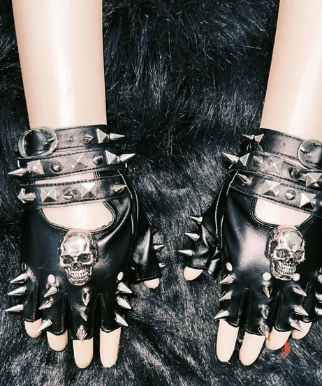 Halloween Edge: Spiked Skull Fingerless Gloves for Women - Goth Punk Rock Chic