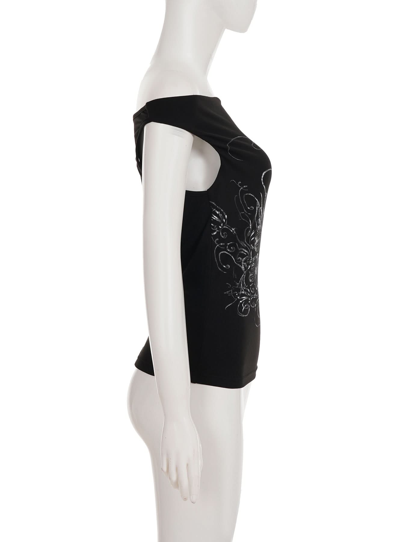 Chic Black Off-Shoulder Floral Print Top – Flattering & Versatile for Fall Fashion