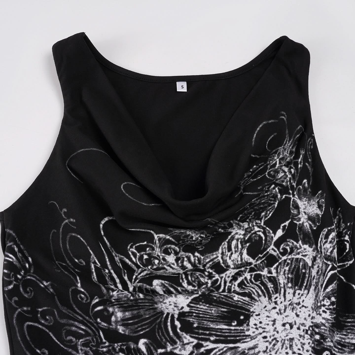 Chic Black Off-Shoulder Floral Print Top – Flattering & Versatile for Fall Fashion