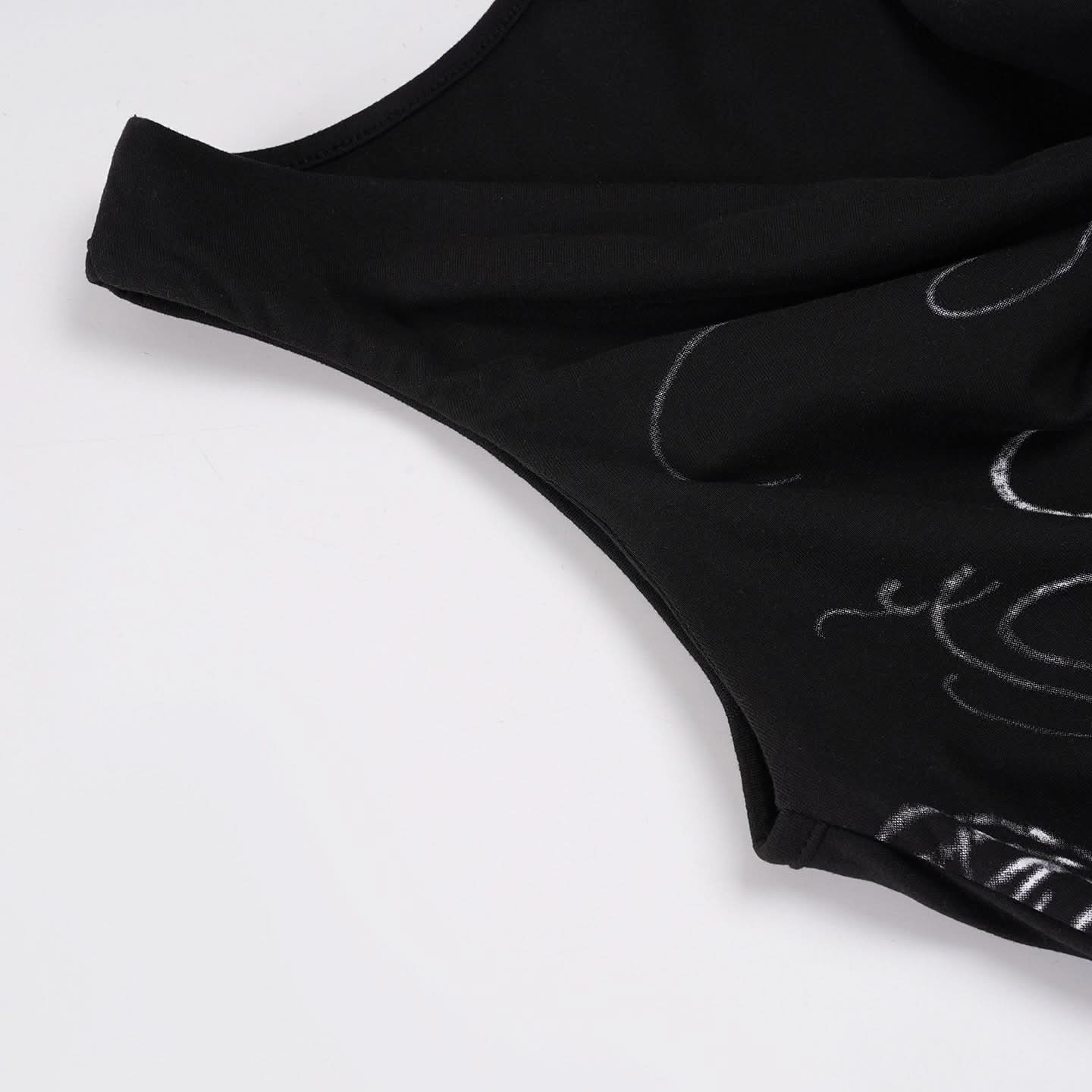 Chic Black Off-Shoulder Floral Print Top – Flattering & Versatile for Fall Fashion