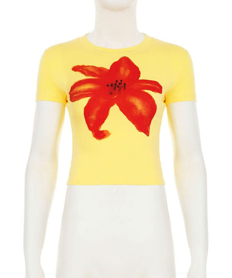 Purr-fectly Cozy: Adorable Kitten Graphic Tee – Soft Cotton Blend for Effortless Fall Style