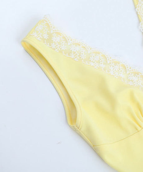 Autumn Charm Dainty Yellow Lace Peplum Tank Top - Flattering V-Neck Button Front