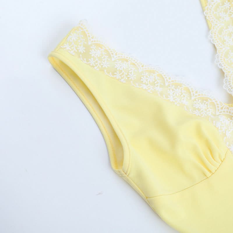 Autumn Charm Dainty Yellow Lace Peplum Tank Top - Flattering V-Neck Button Front
