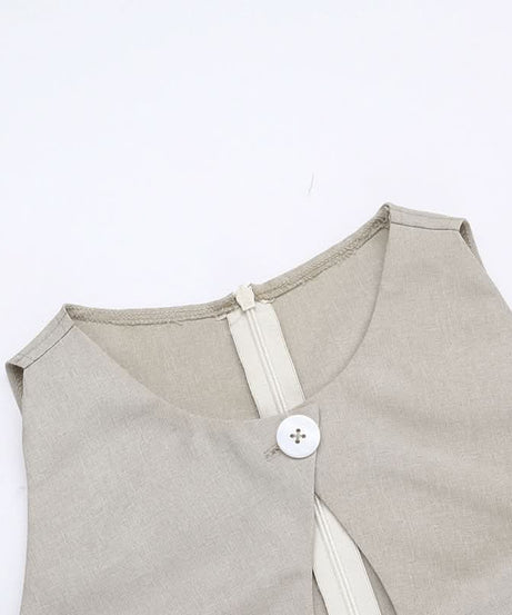 Autumn Chic: The Effortless Keyhole Pleated Midi Dress