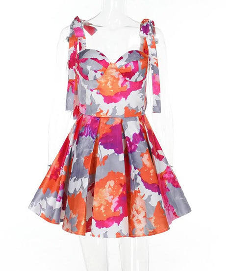 Vibrant Bloom Halter Mini Dress - Sweetheart Neckline, Pleated Skater Skirt - Perfect for Fall Getaways