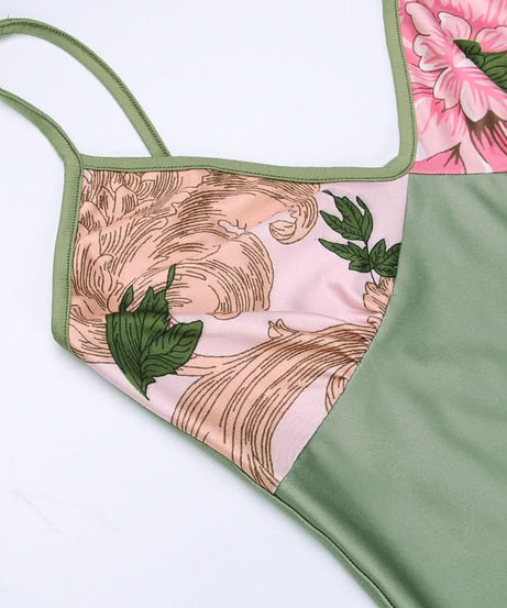 Chic Sage Floral Backless Maxi Dress - V-Neck Elegance for Fall Events & Holiday Escapes