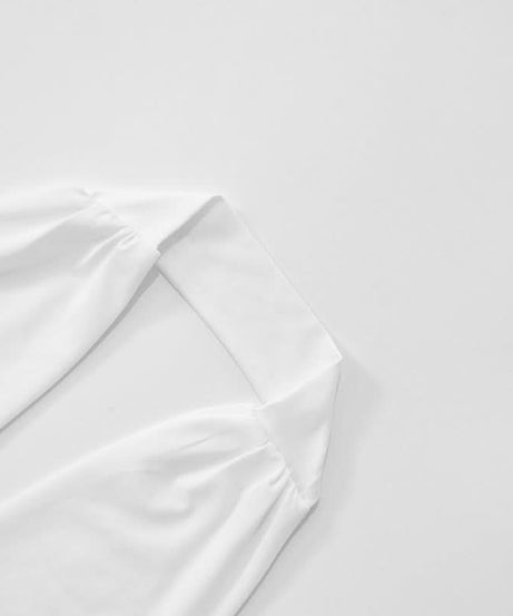 Effortless Elegance: Black & White Halter Maxi Dress with Self-Tie Waist – Your Go-To for Fall & Holiday Parties