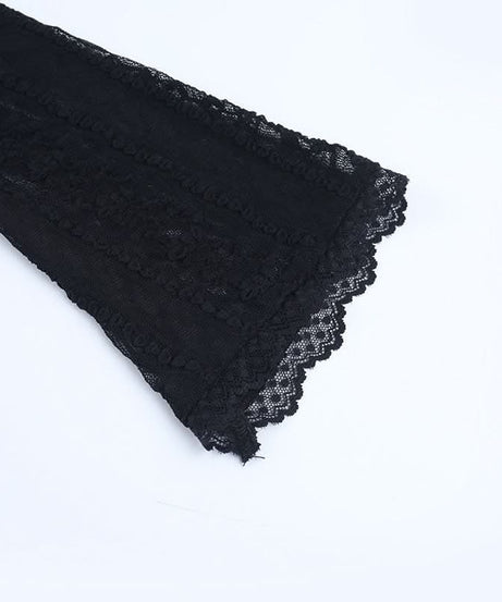 Autumn Allure: Chic Black Lace V-Neck Long Sleeve Crop Top | Perfect for Fall Nights & Holiday Parties