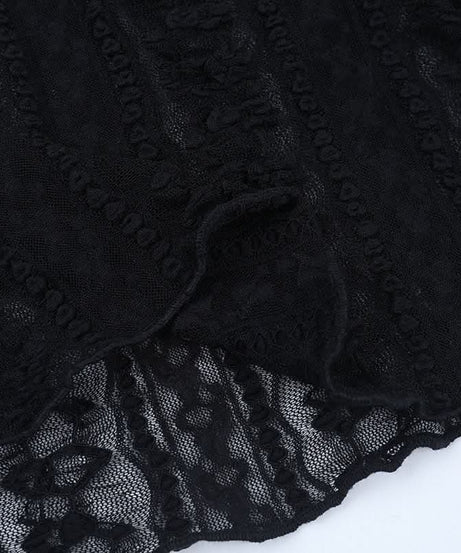 Autumn Allure: Chic Black Lace V-Neck Long Sleeve Crop Top | Perfect for Fall Nights & Holiday Parties