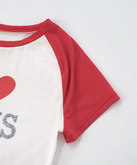 Fall Wanderlust: I ❤️ PARIS Chic Raglan Tee for Women - Cozy Comfort & European Style