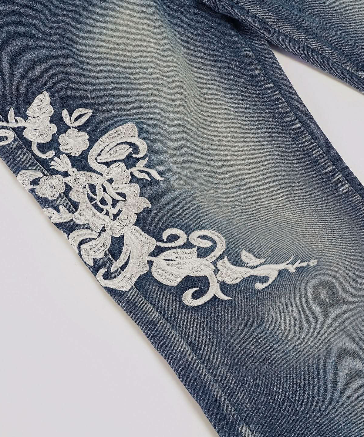 Fall Blossom High-Waist Embroidered Flare Jeans - Vintage Chic Denim for American Women
