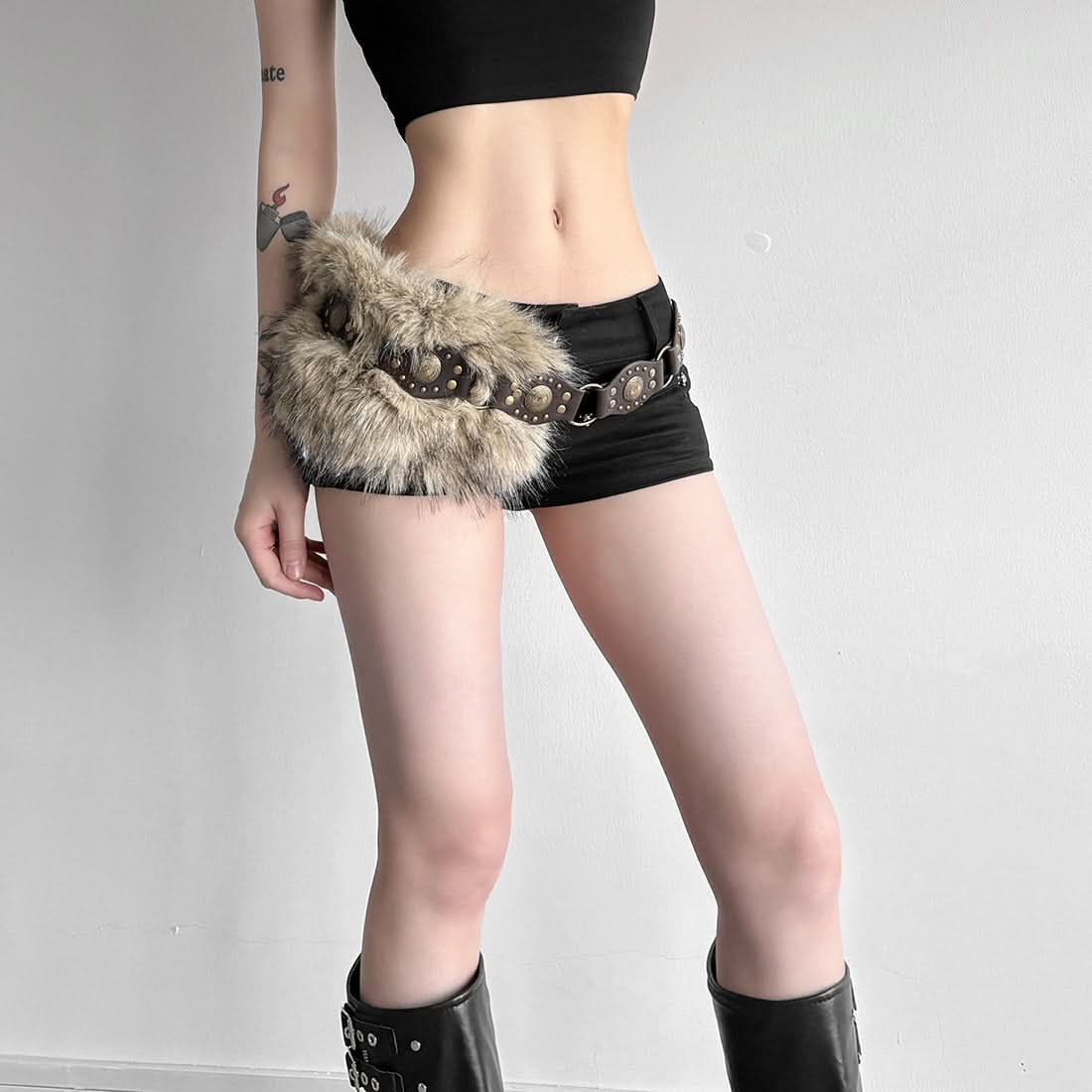 Edgy Faux Fur & Studded Buckle Statement Belt – Fall's Must-Have Accessory