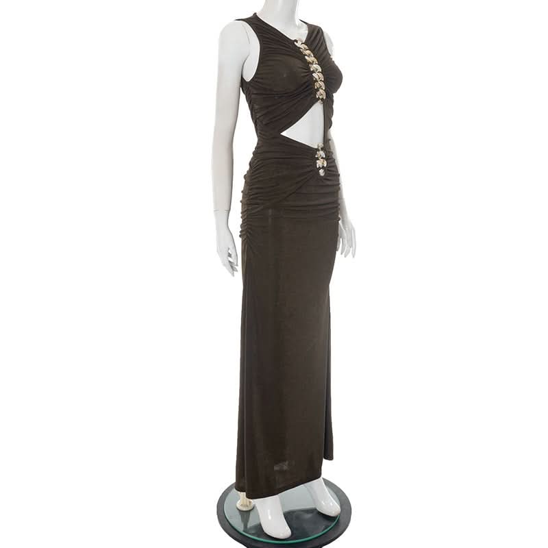 Effortless Glamour: Black Ruched Chain-Link Maxi Dress for Fall & Holiday Nights