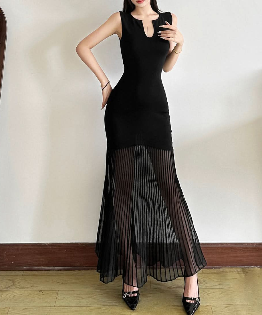 Elegant Black Sheer Pleated Maxi Dress - Perfect for Fall & Holiday Parties