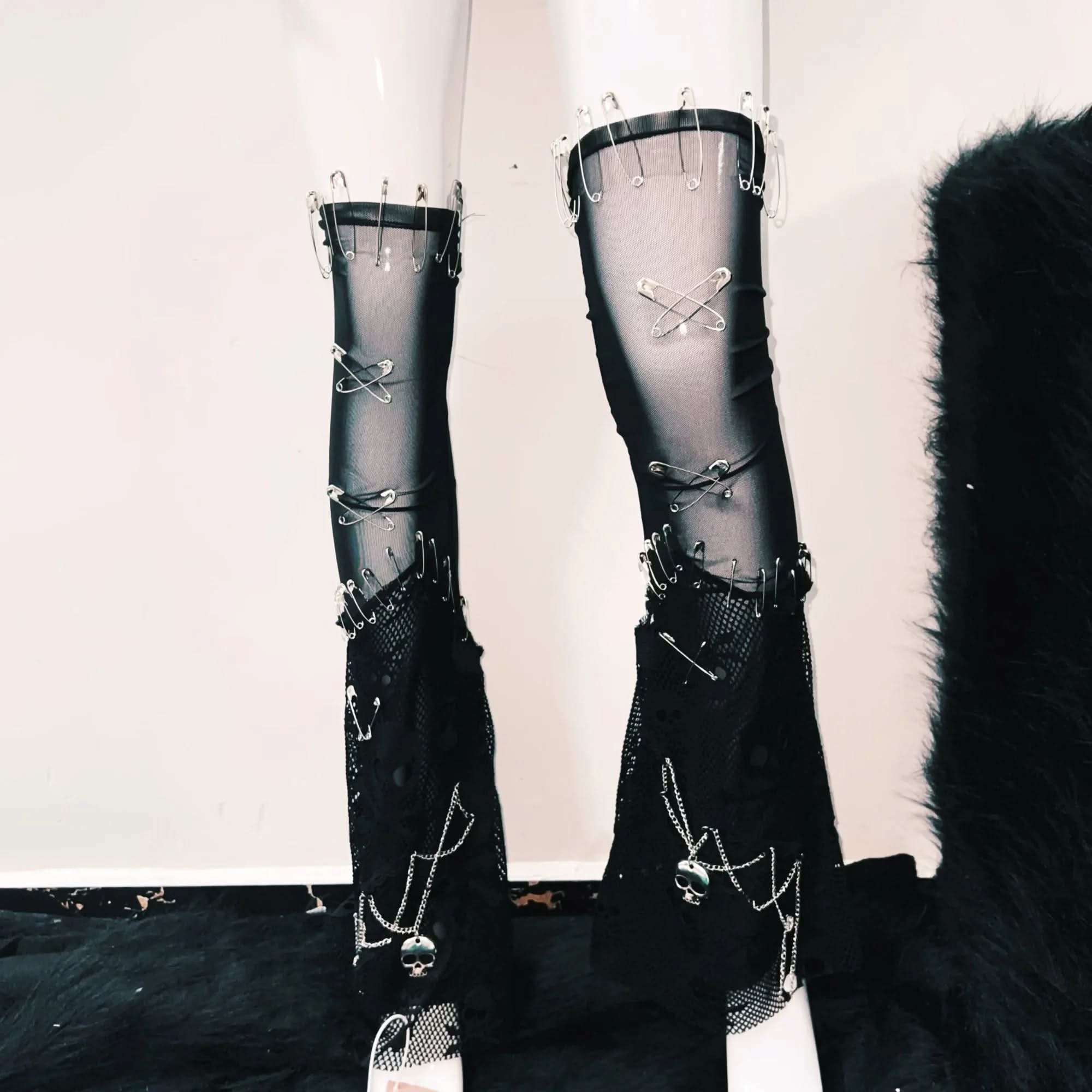 Fierce Spiked Skull O-Ring Cutout Crop Top | Edgy Goth Punk Clubwear & Halloween Statement