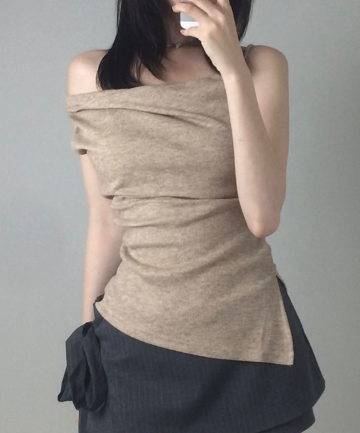 Effortless Fall Chic: Luxe Cowl Neck Sleeveless Knit Top with Modern Side Slit