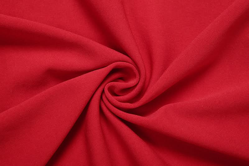 Y2K Edgy Chic: Red & Black Halter O-Ring Crop Top - Fall Party & Night Out Statement