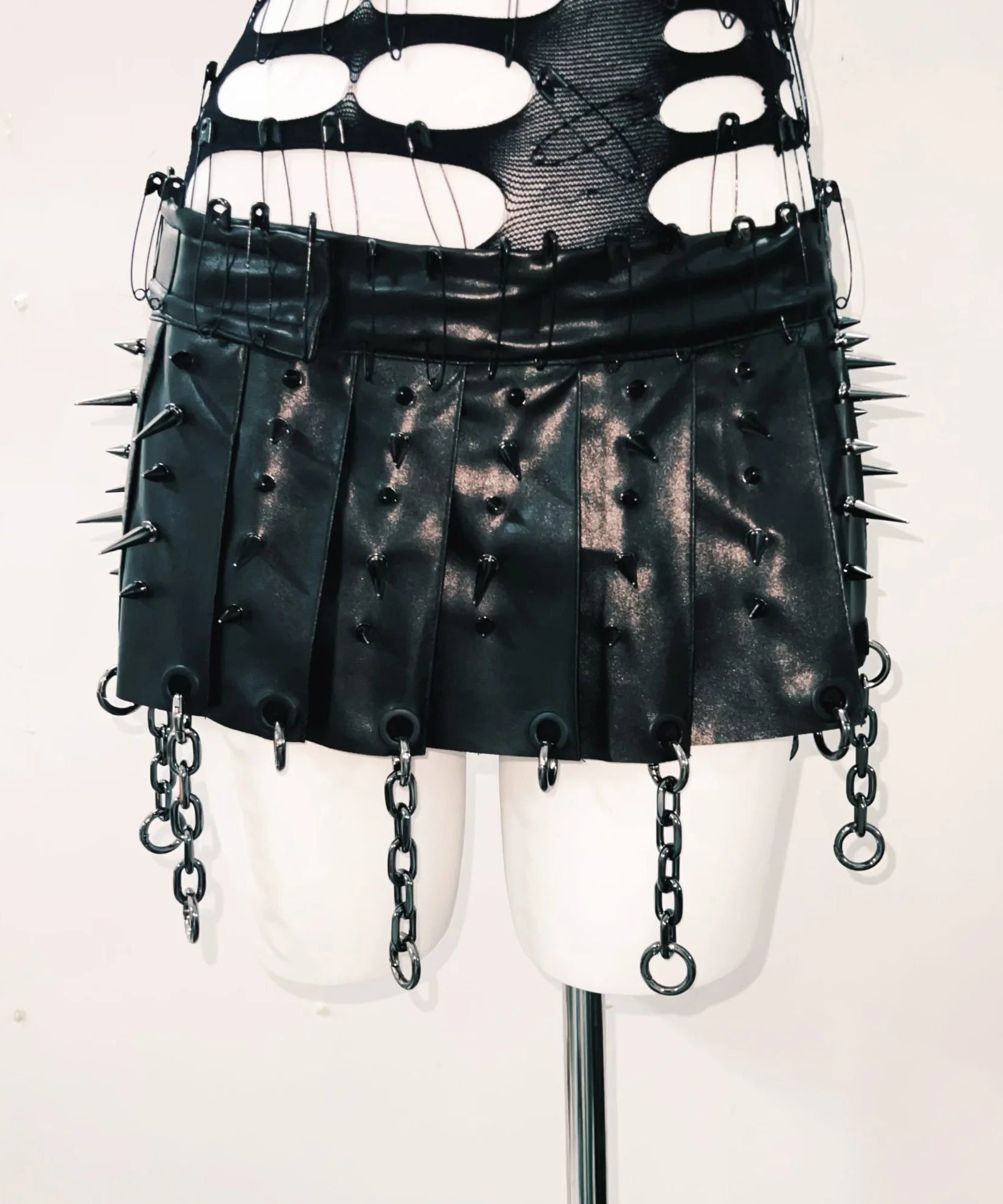 Unleash Your Inner Rebel: Spiked Skull & Chain Mini Set with Choker - Goth Punk Halloween Ready