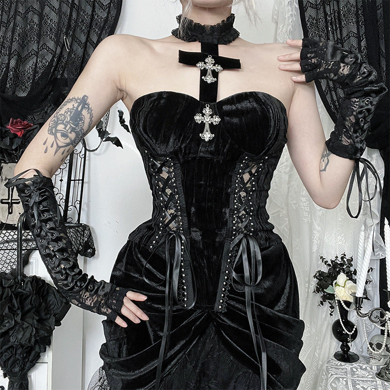 Dark Romance: Gothic Velvet Strapless Corset Top with Ornate Cross Choker – Fall & Halloween Statement Piece