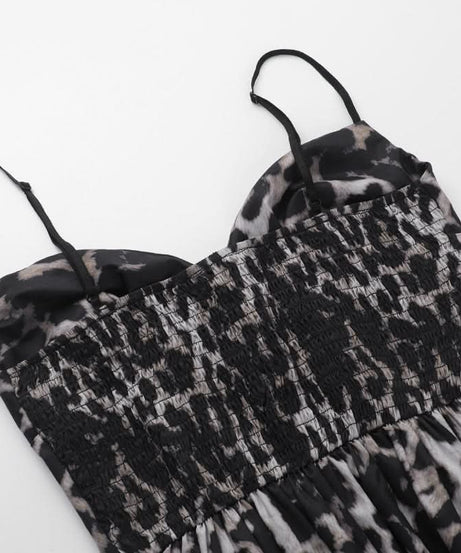 Effortless Fall Glam: Sweetheart Leopard Print Smocked Cami Maxi Dress