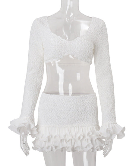 Chic Textured Sweetheart Ruffle Crop Top – Fall & Holiday Style